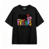 Remera estampada Be Friends diseño colorido