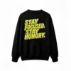 Buzo cuello redondo, estampa frase Stay Focused