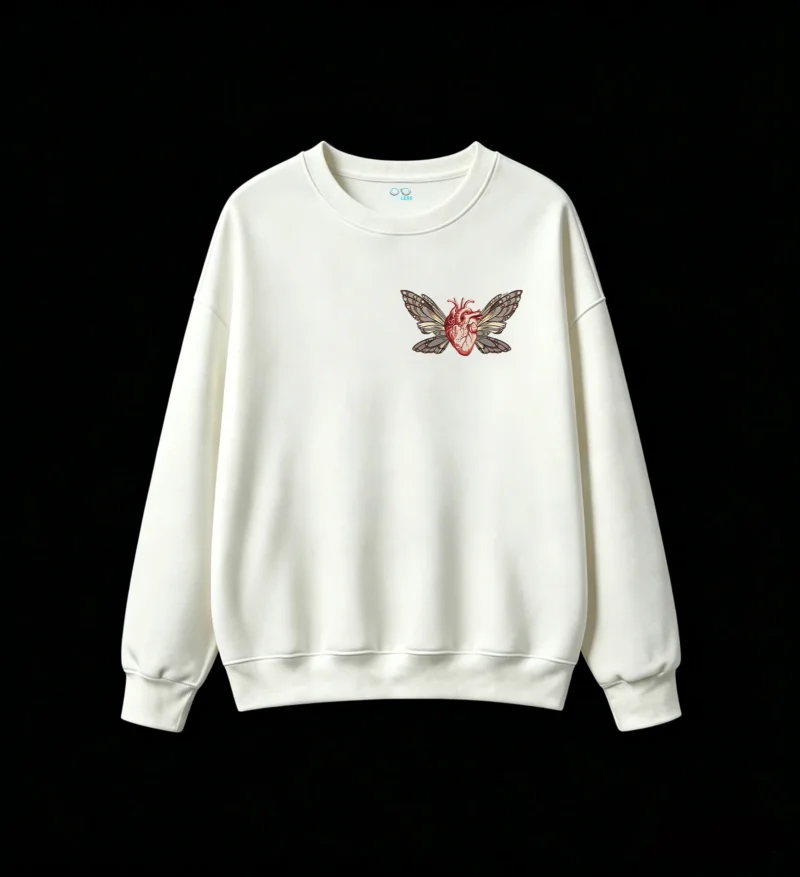 Buzo Cuello Redondo Algodón Estampado Corazón Alas Mariposa Diseño Gótico