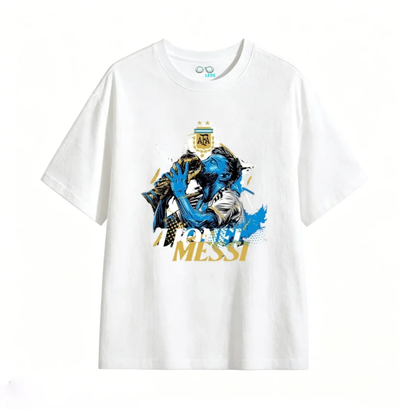 Remera Algodón Messi Besando Copa Mundial, para Hinchas Argentinos