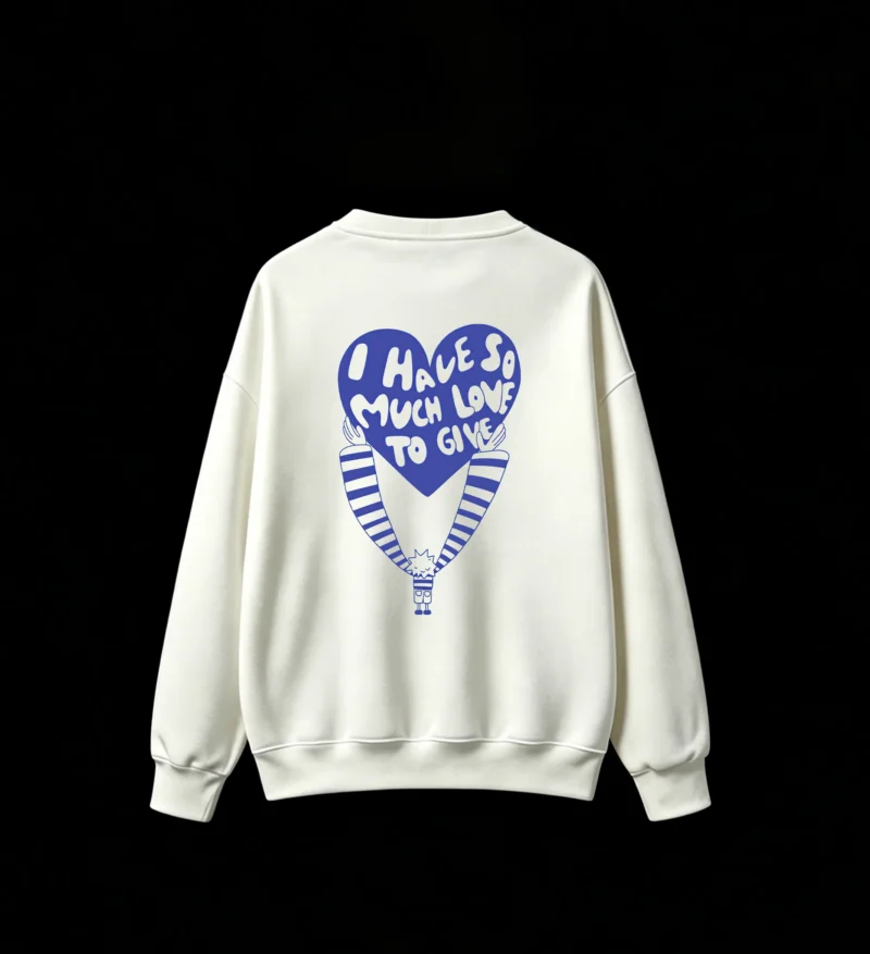 Buzo cuello redondo, estampa frase Love