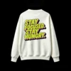 Buzo cuello redondo, estampa frase Stay Focused
