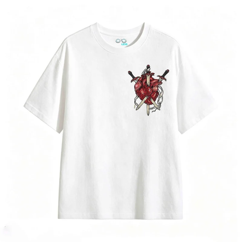 Remera Algodón Estampado Corazón Espadas Gótico Casual Premium