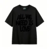 黑t All We Need Is Love Back Print T-Shirt