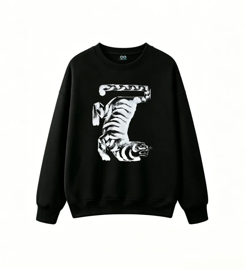 黑卫 Tiger Back Print Sweatshirt