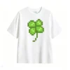 Remera Algodón Estampado Trébol Pixel Art Casual Suave Premium