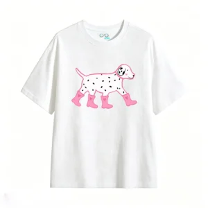 Remera Algodón Estampado Dálmata Botas Rosa Casual Trendy