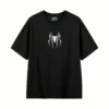 黑t正面展示 CAMISETA CON ESTAMPADO DOBLE DE SPIDER-MAN EN ESTILO COMIC AMERICANO